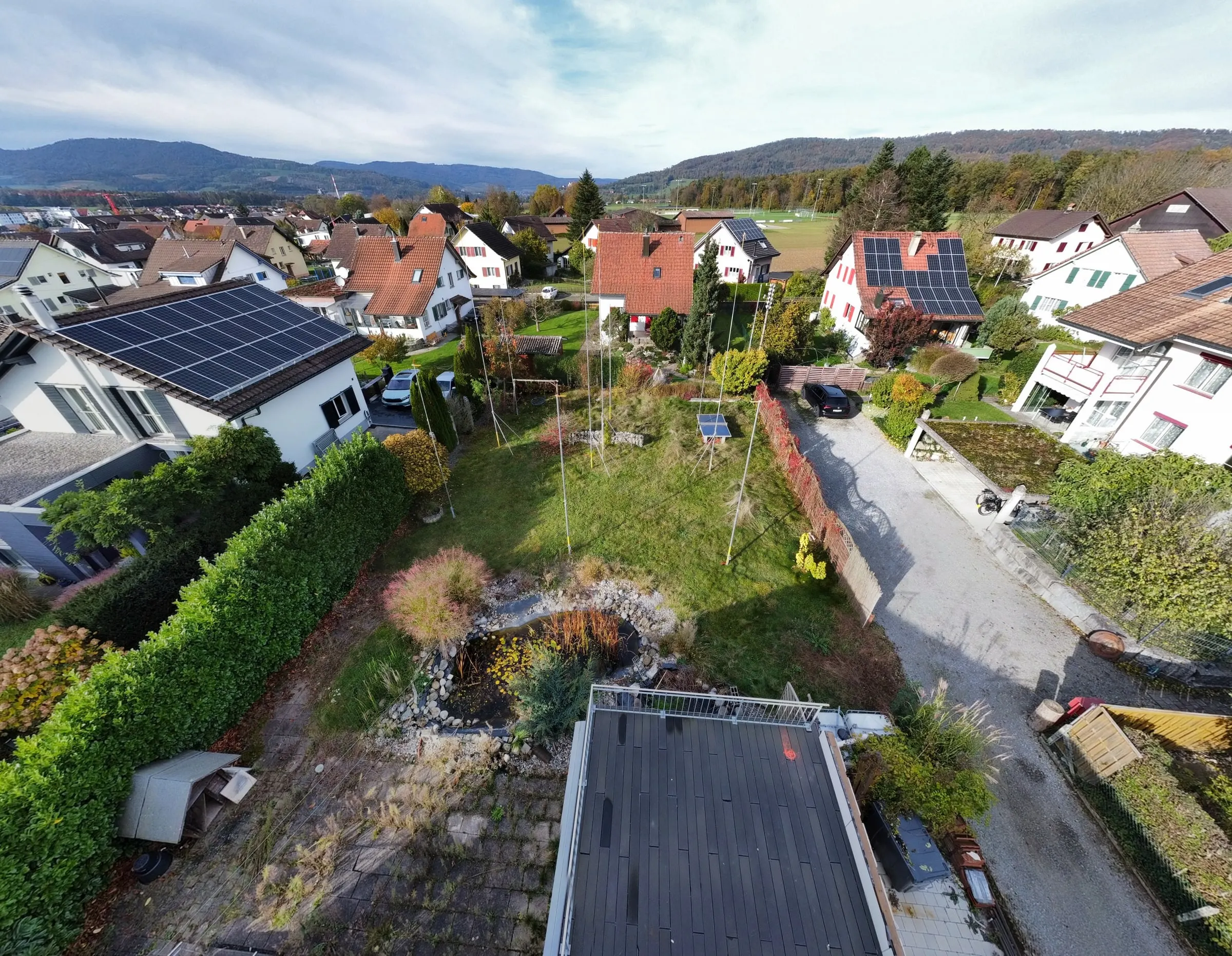 Blick über die Parzelle vor Baubeginn